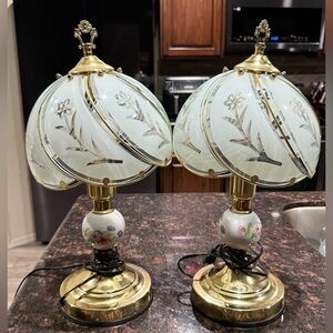 2 Touch Table Lamp 3 Way Vintage Style Brass With Porcelain Floral Pattern
